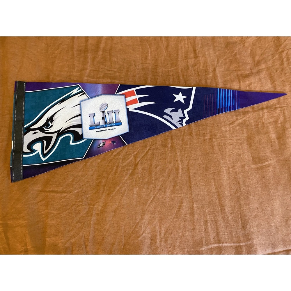 NFL Super Bowl LII New England Patriots Philadelphia Eagles Premium Football sto